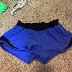 Lulu hotty hots 2.5 size 10